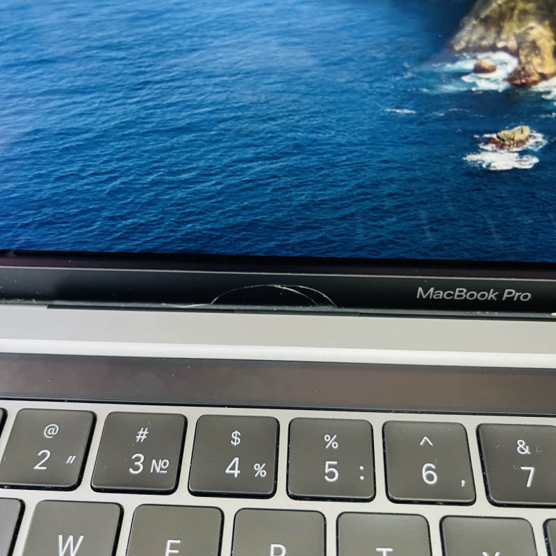 MacBook Pro 13 2020 Space  i5 1.4ghz 8/512